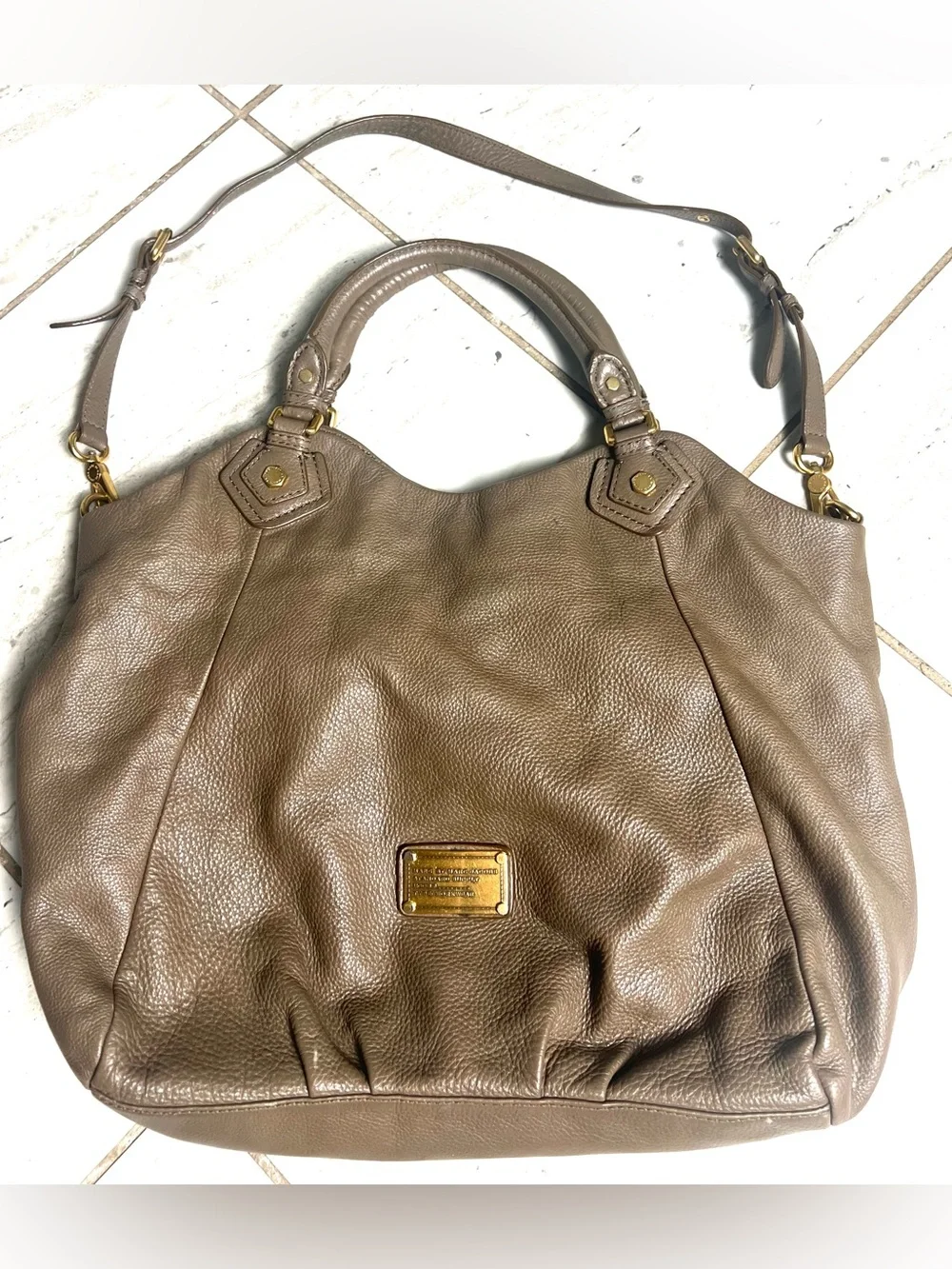 Marc by Marc Jacobs Classic Q Hillier Hobo Leather Shoulder Bag Taupe Brown
